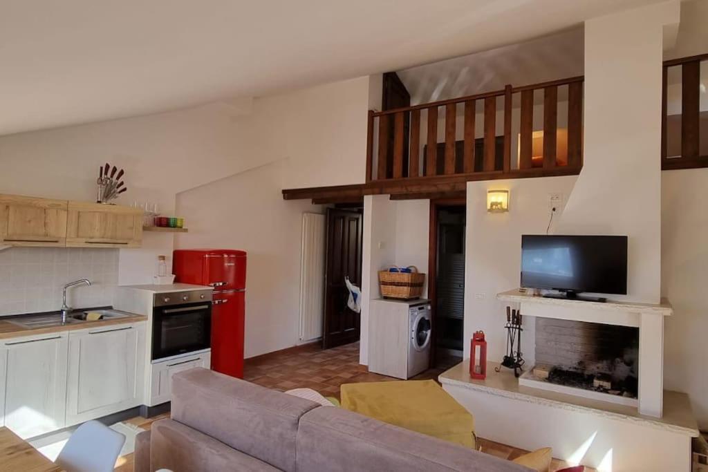 Appartement Il Nido à Castel Di Sangro Extérieur photo